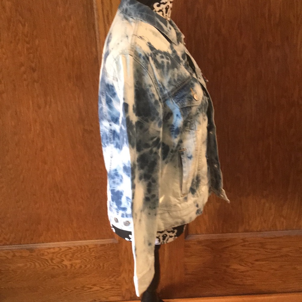 Levi’s Ex-Boyfriend Trucker Jean Jacket Tie Dye M NWT - Picture 6 of 10
